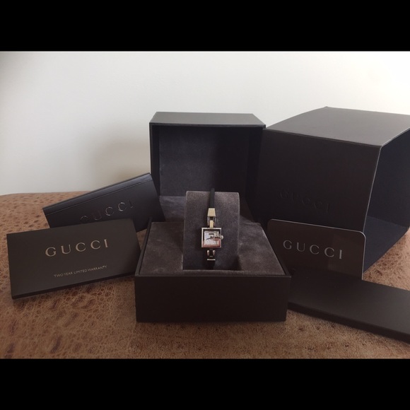 🎉HP🎉 $1,795 Gucci Diamond Stainless Steel Watch - Picture 2 of 8